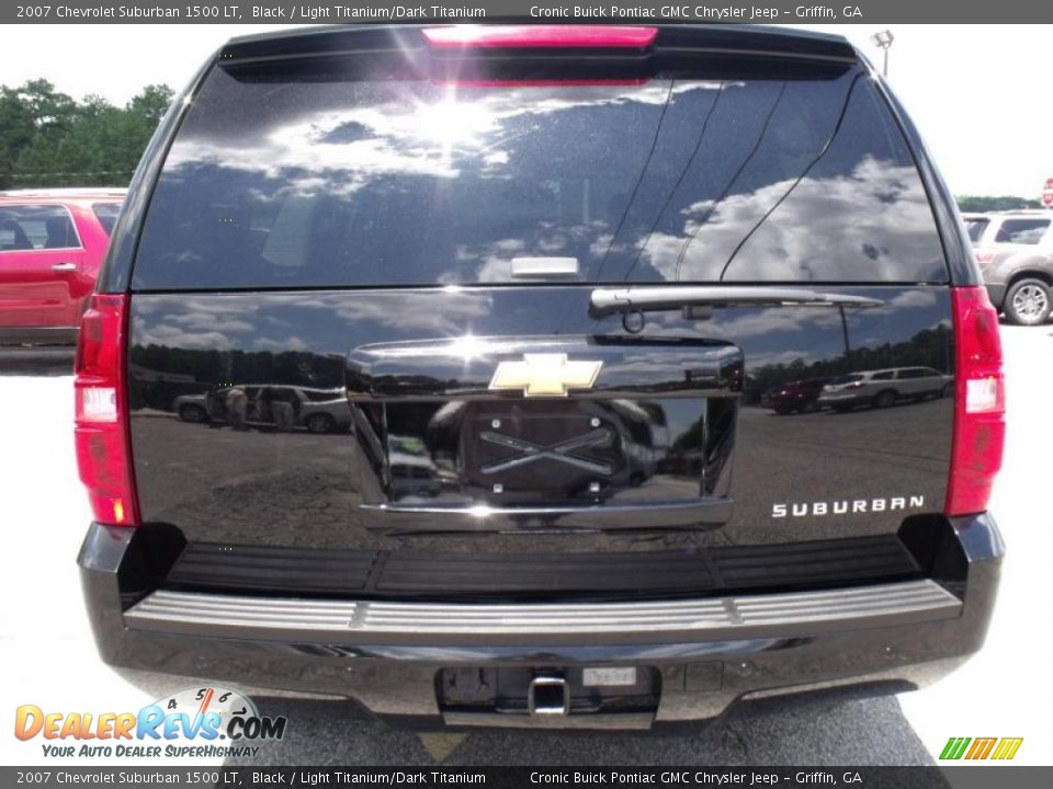2007 Chevrolet Suburban 1500 LT Black / Light Titanium/Dark Titanium Photo #7