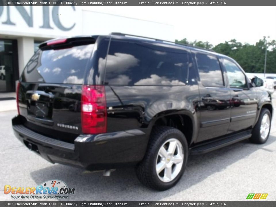 2007 Chevrolet Suburban 1500 LT Black / Light Titanium/Dark Titanium Photo #8