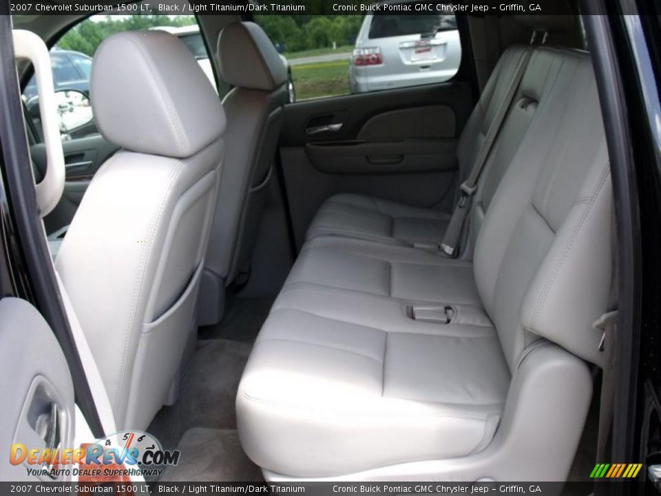 2007 Chevrolet Suburban 1500 LT Black / Light Titanium/Dark Titanium Photo #14
