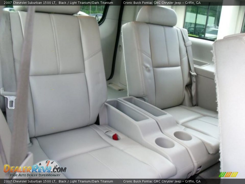 2007 Chevrolet Suburban 1500 LT Black / Light Titanium/Dark Titanium Photo #19