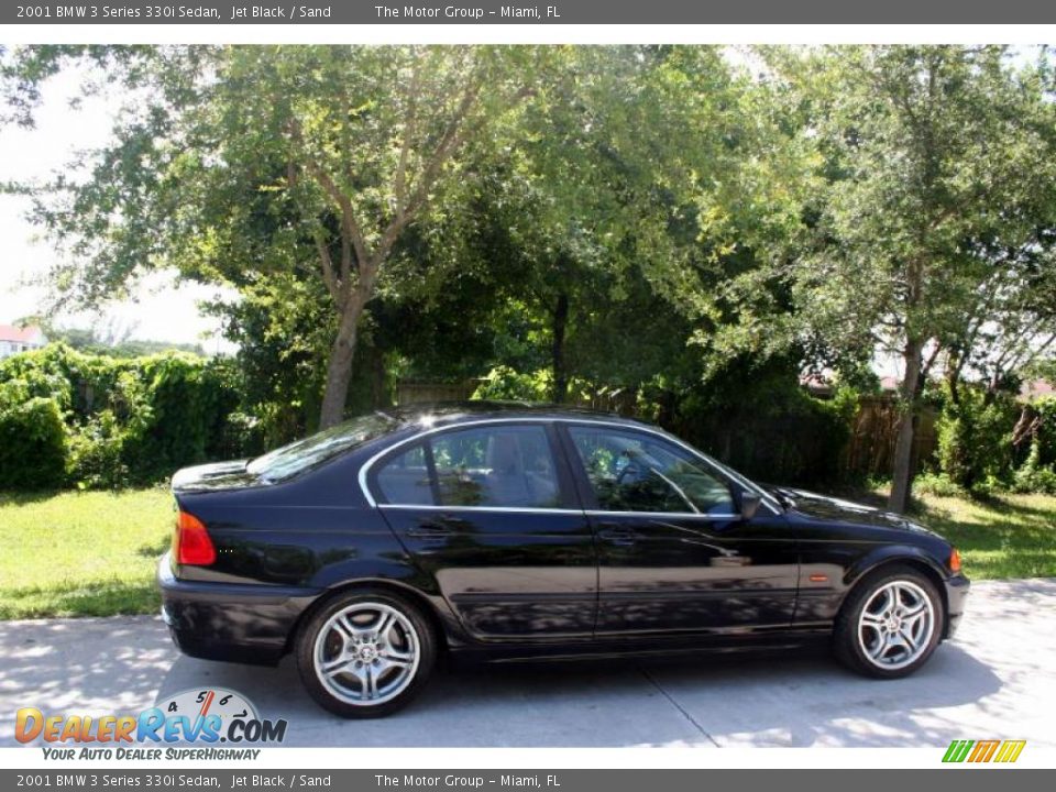 2001 BMW 3 Series 330i Sedan Jet Black / Sand Photo #12