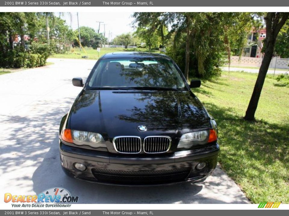 2001 BMW 3 Series 330i Sedan Jet Black / Sand Photo #18