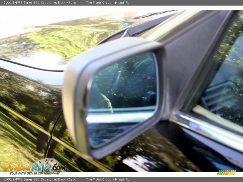 2001 BMW 3 Series 330i Sedan Jet Black / Sand Photo #25