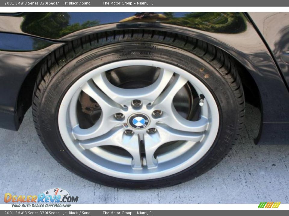 2001 BMW 3 Series 330i Sedan Jet Black / Sand Photo #29