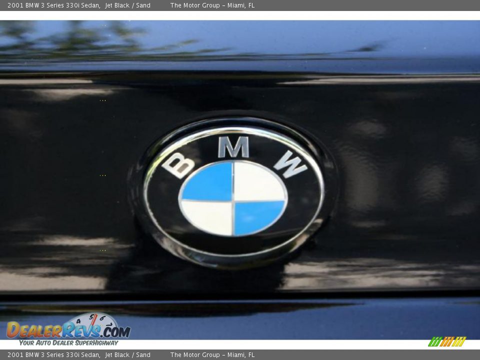 2001 BMW 3 Series 330i Sedan Jet Black / Sand Photo #32