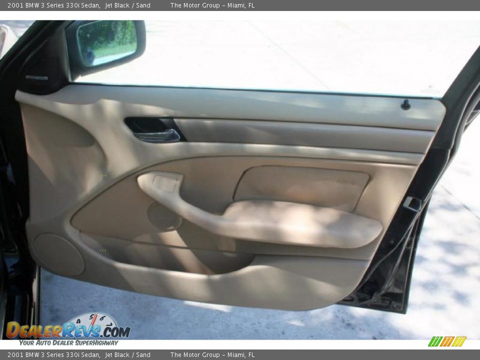 2001 BMW 3 Series 330i Sedan Jet Black / Sand Photo #34