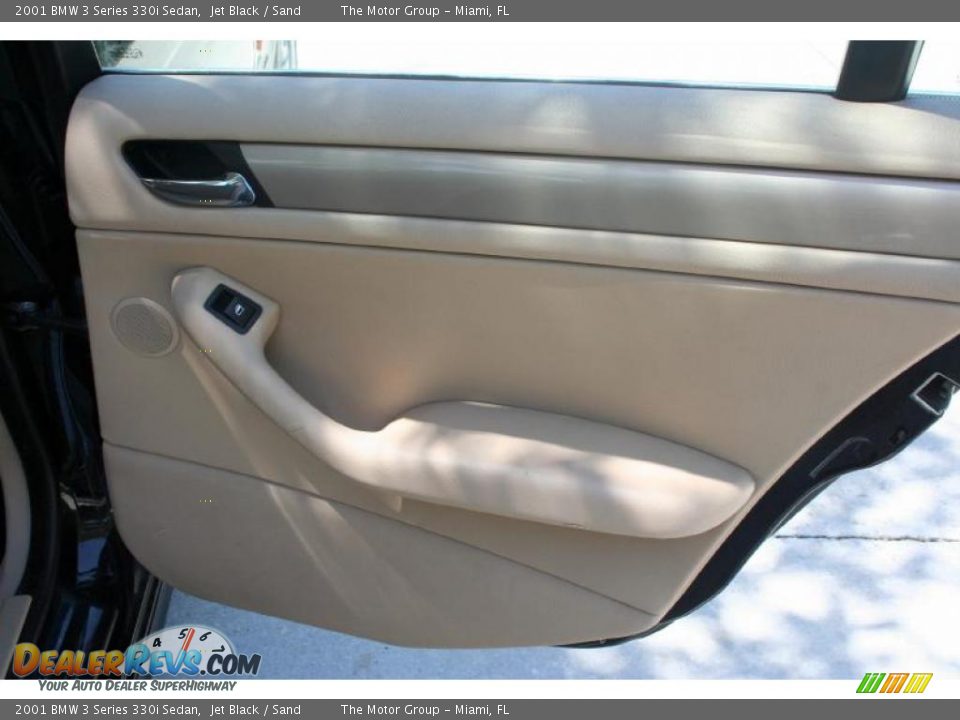 2001 BMW 3 Series 330i Sedan Jet Black / Sand Photo #36