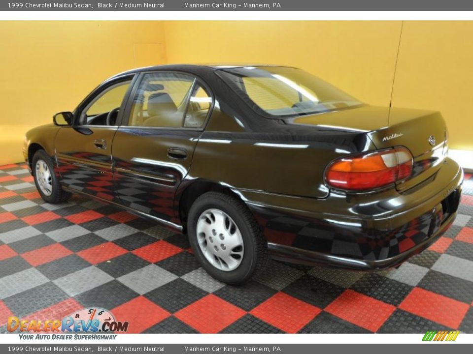 1999 Chevrolet Malibu Sedan Black / Medium Neutral Photo #4