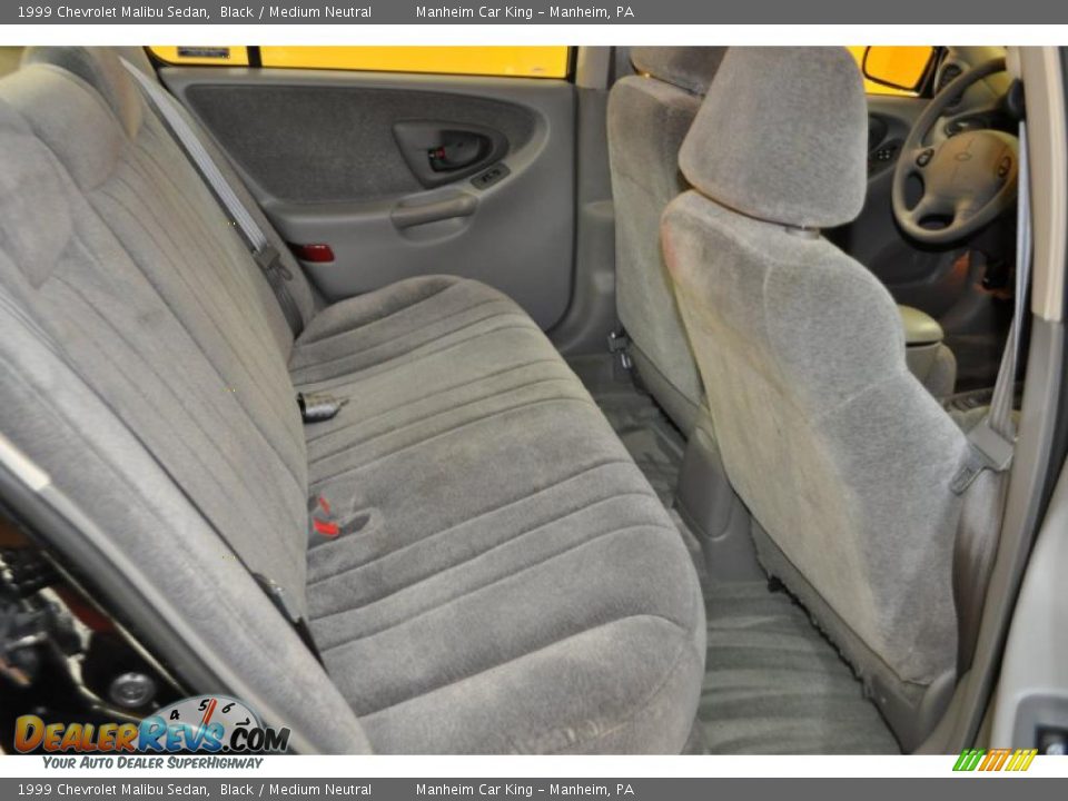 1999 Chevrolet Malibu Sedan Black / Medium Neutral Photo #14