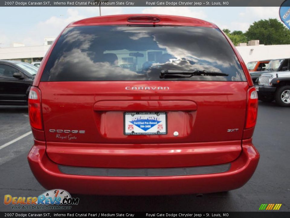 2007 Dodge Caravan SXT Inferno Red Crystal Pearl / Medium Slate Gray Photo #6
