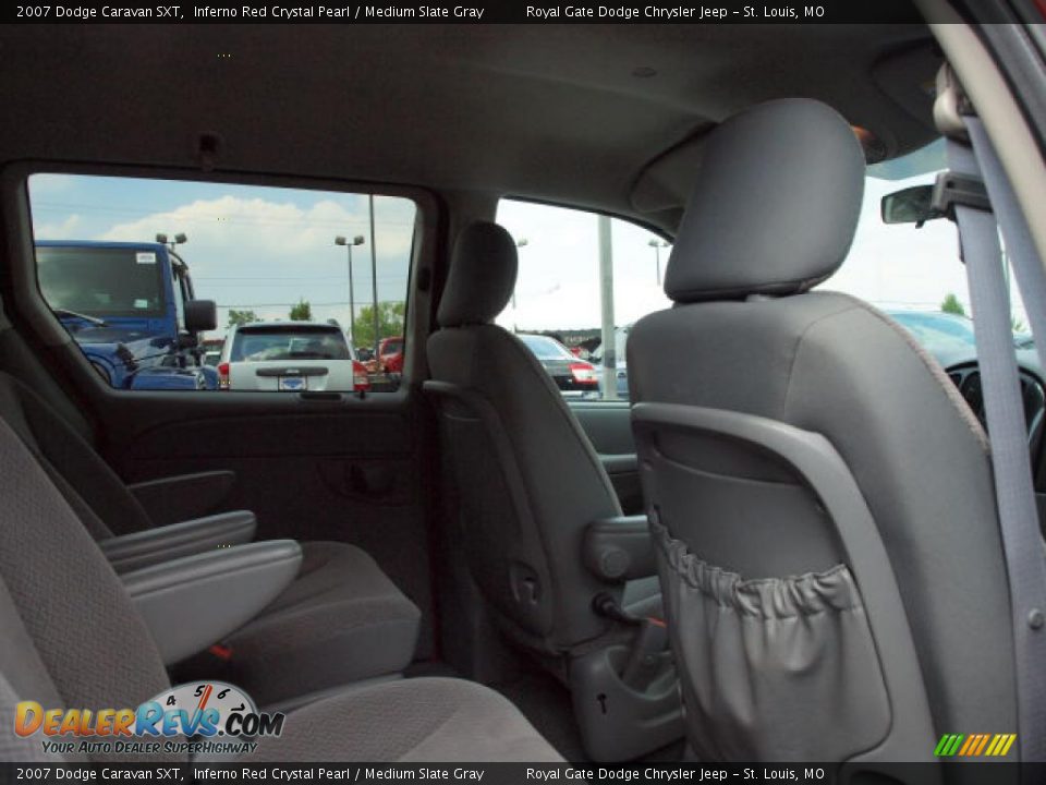 2007 Dodge Caravan SXT Inferno Red Crystal Pearl / Medium Slate Gray Photo #9