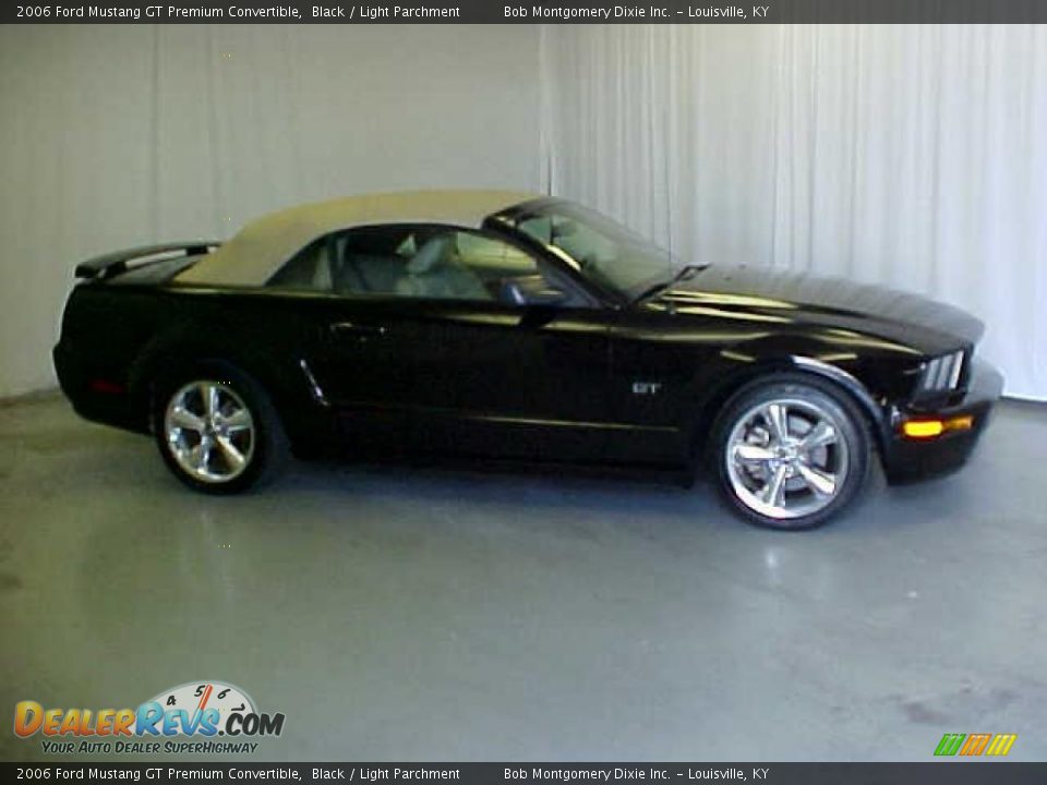 2006 Ford Mustang GT Premium Convertible Black / Light Parchment Photo #3