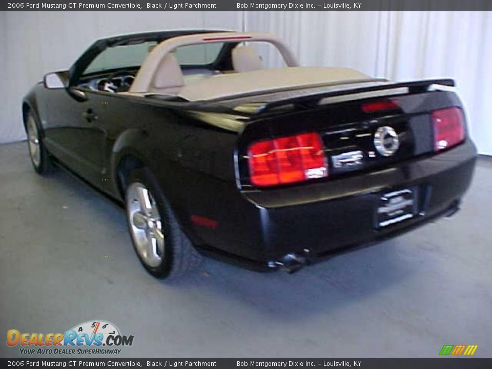 2006 Ford Mustang GT Premium Convertible Black / Light Parchment Photo #14