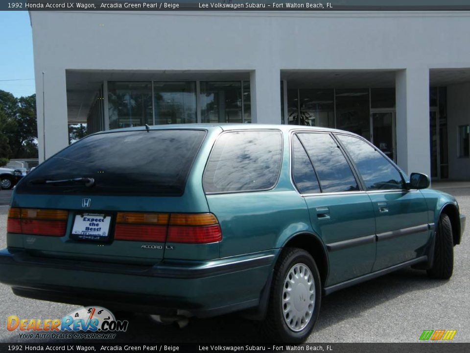 1992 Honda Accord LX Wagon Arcadia Green Pearl / Beige Photo #5