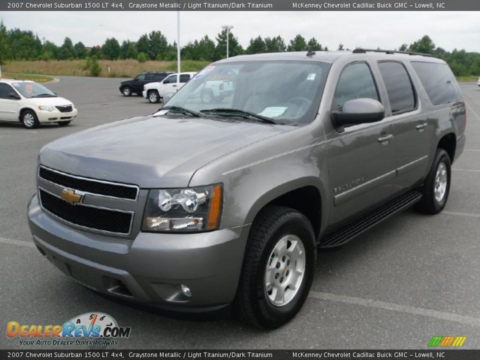 2007 Chevrolet Suburban 1500 LT 4x4 Graystone Metallic / Light Titanium/Dark Titanium Photo #1