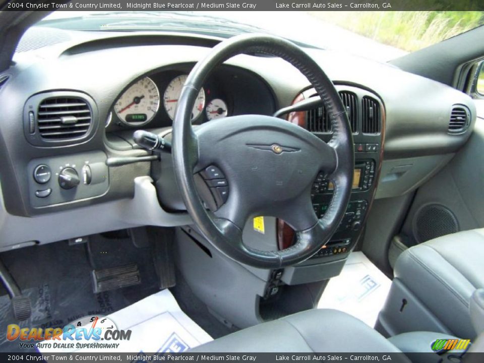 2004 Chrysler Town & Country Limited Midnight Blue Pearlcoat / Medium Slate Gray Photo #5