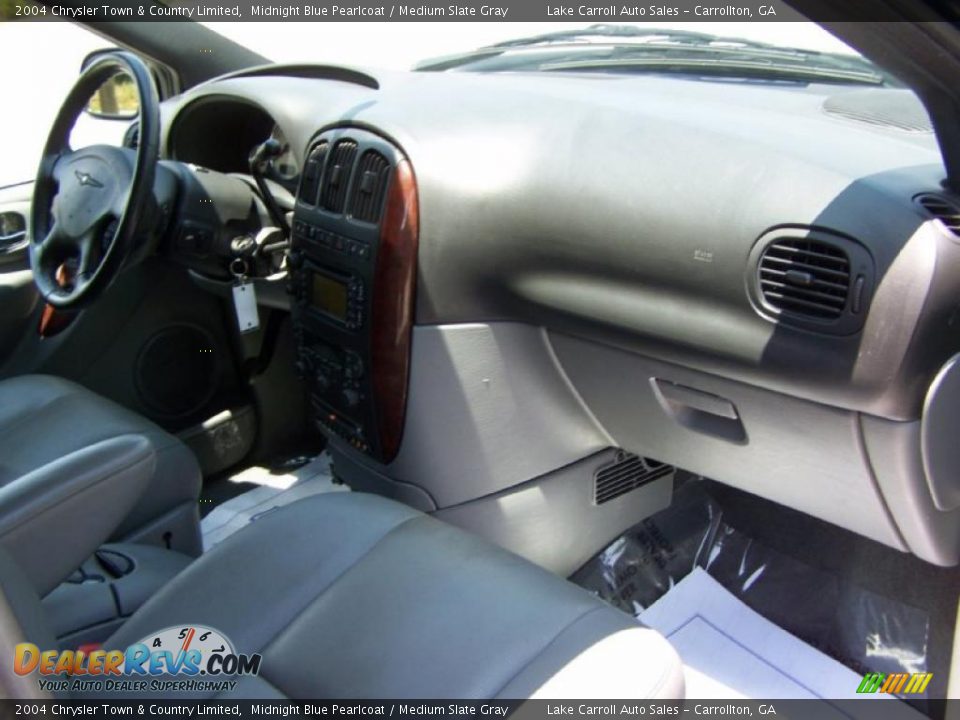 2004 Chrysler Town & Country Limited Midnight Blue Pearlcoat / Medium Slate Gray Photo #6