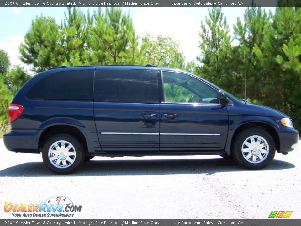 2004 Chrysler Town & Country Limited Midnight Blue Pearlcoat / Medium Slate Gray Photo #11