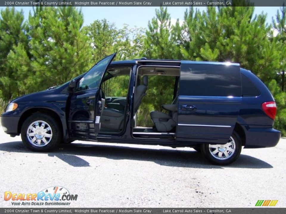 2004 Chrysler Town & Country Limited Midnight Blue Pearlcoat / Medium Slate Gray Photo #14