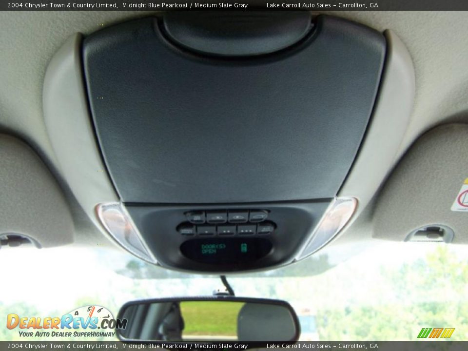 2004 Chrysler Town & Country Limited Midnight Blue Pearlcoat / Medium Slate Gray Photo #22