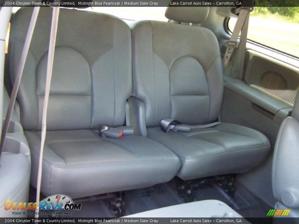 2004 Chrysler Town & Country Limited Midnight Blue Pearlcoat / Medium Slate Gray Photo #29