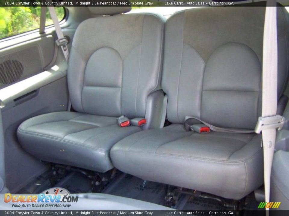 2004 Chrysler Town & Country Limited Midnight Blue Pearlcoat / Medium Slate Gray Photo #30