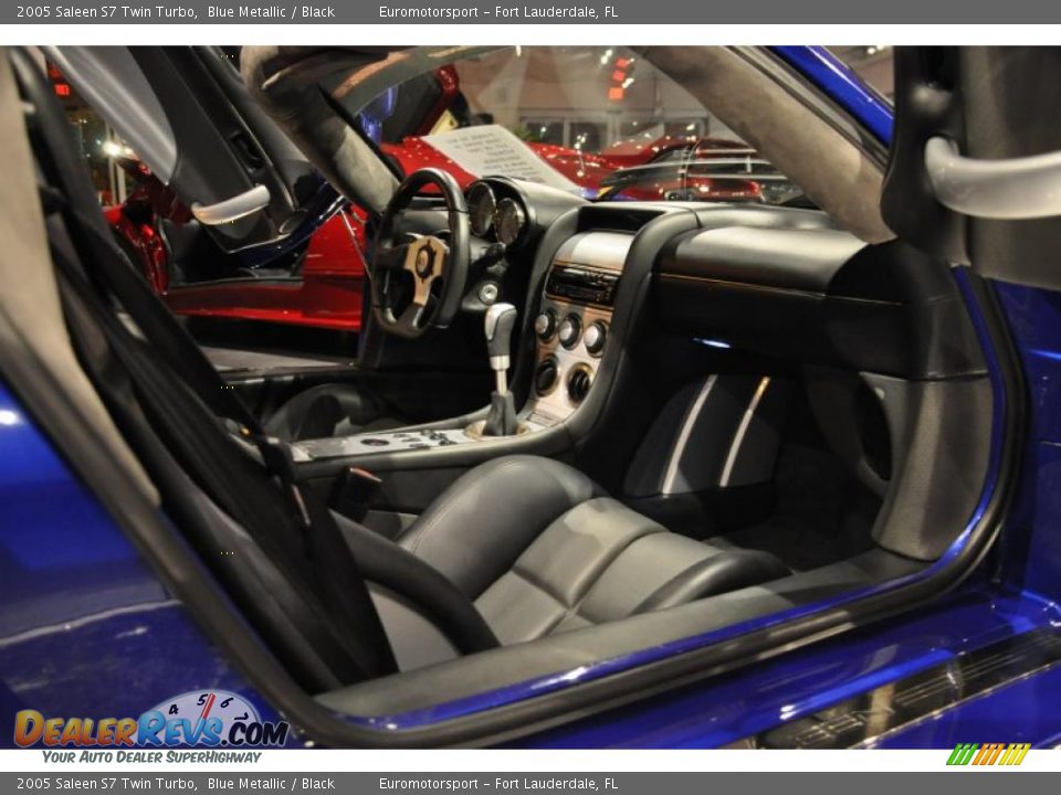 Black Interior - 2005 Saleen S7 Twin Turbo Photo #8