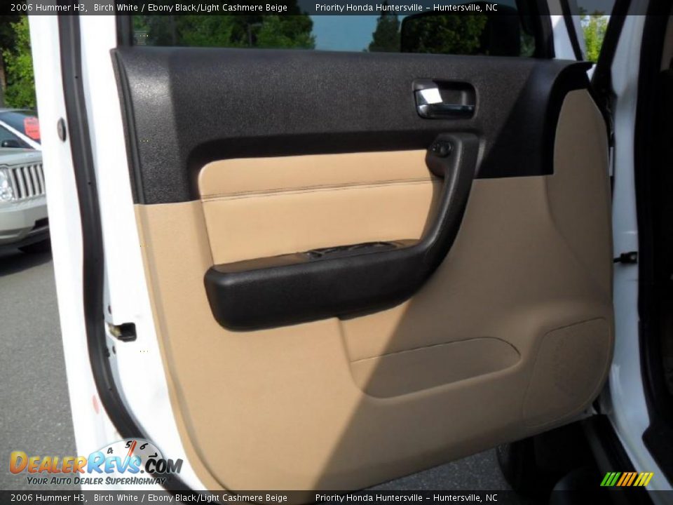 2006 Hummer H3 Birch White / Ebony Black/Light Cashmere Beige Photo #7