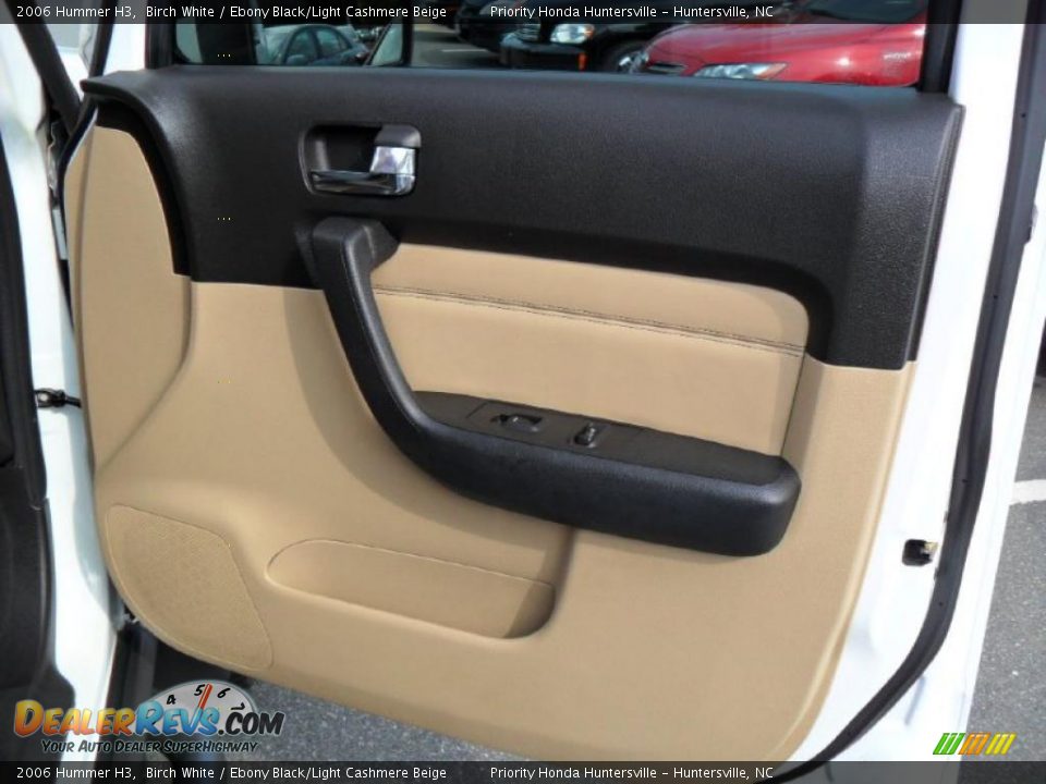 2006 Hummer H3 Birch White / Ebony Black/Light Cashmere Beige Photo #21