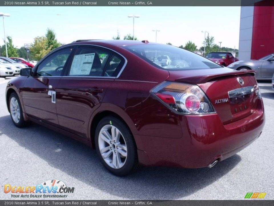 2010 Nissan Altima 3.5 SR Tuscan Sun Red / Charcoal Photo #3
