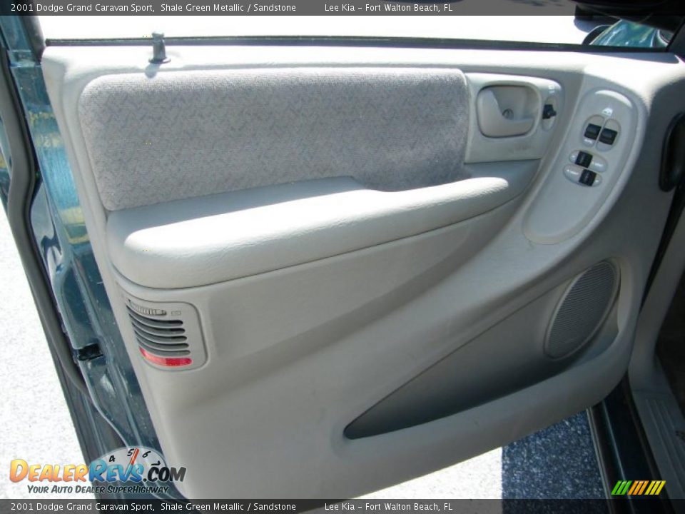 2001 Dodge Grand Caravan Sport Shale Green Metallic / Sandstone Photo #17