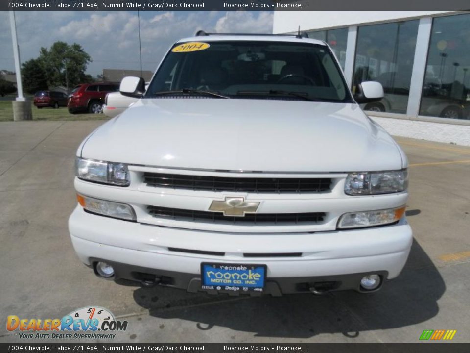 2004 Chevrolet Tahoe Z71 4x4 Summit White / Gray/Dark Charcoal Photo #2
