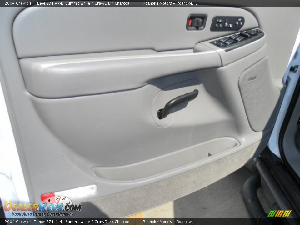 2004 Chevrolet Tahoe Z71 4x4 Summit White / Gray/Dark Charcoal Photo #18