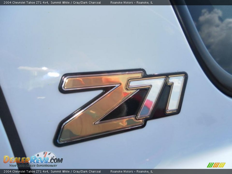 2004 Chevrolet Tahoe Z71 4x4 Summit White / Gray/Dark Charcoal Photo #20