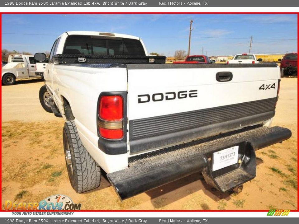 1998 Dodge Ram 2500 Laramie Extended Cab 4x4 Bright White / Dark Gray Photo #3