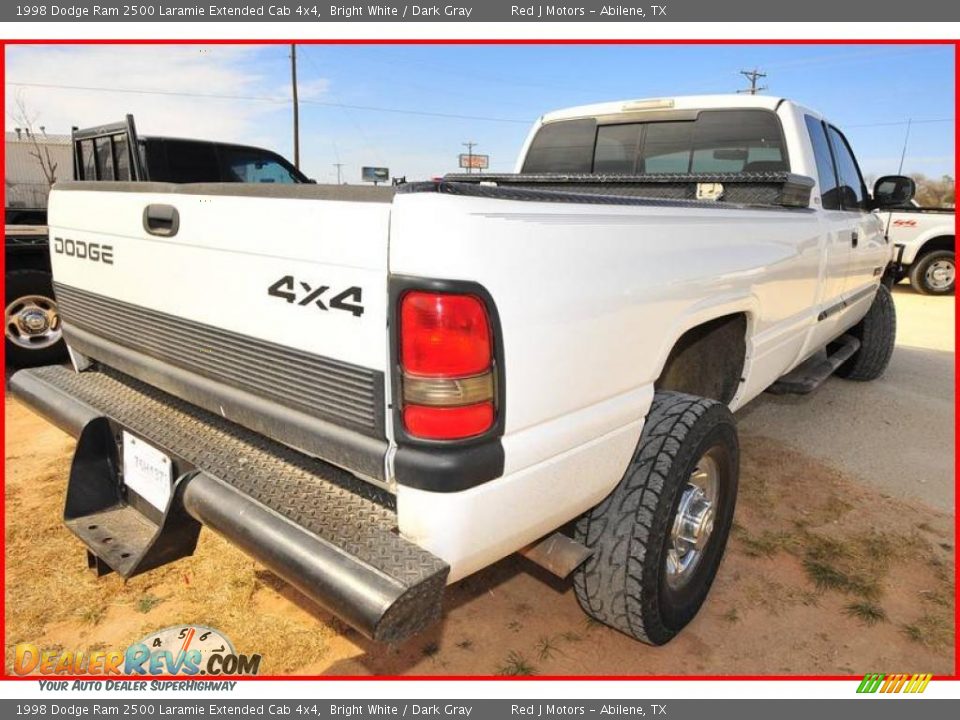 1998 Dodge Ram 2500 Laramie Extended Cab 4x4 Bright White / Dark Gray Photo #8