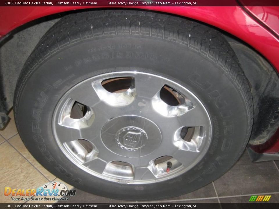 2002 Cadillac DeVille Sedan Crimson Pearl / Oatmeal Photo #6