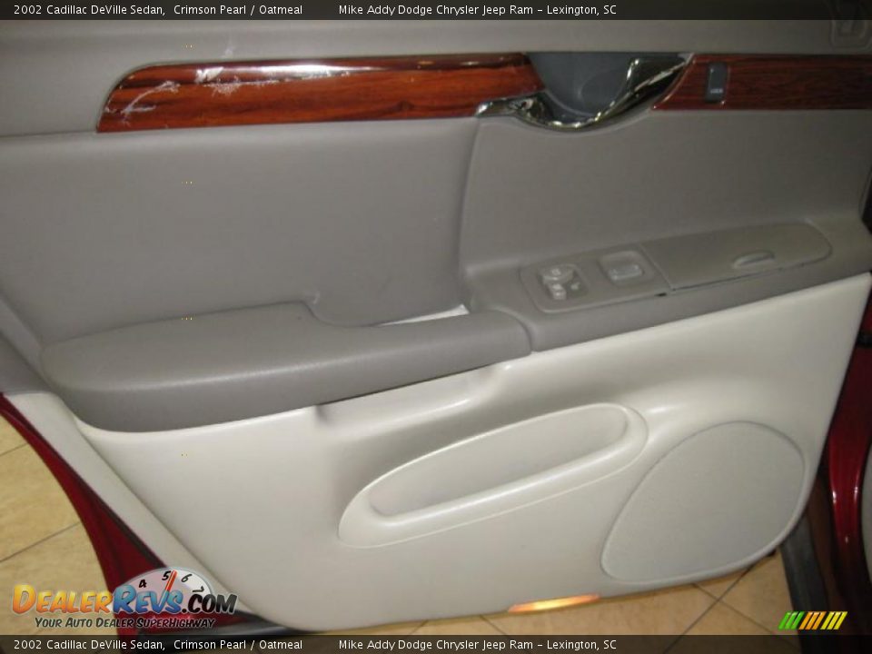 2002 Cadillac DeVille Sedan Crimson Pearl / Oatmeal Photo #14