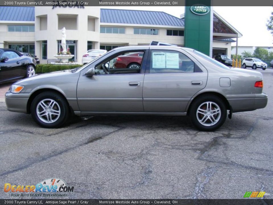 2000 Toyota Camry LE Antique Sage Pearl / Gray Photo #2