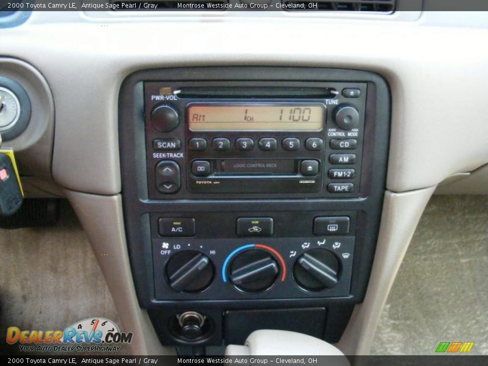 2000 Toyota Camry LE Antique Sage Pearl / Gray Photo #19