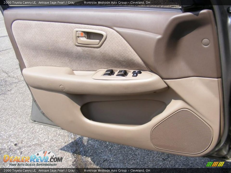 2000 Toyota Camry LE Antique Sage Pearl / Gray Photo #24
