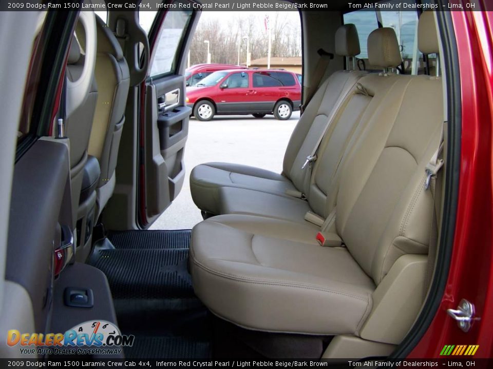 2009 Dodge Ram 1500 Laramie Crew Cab 4x4 Inferno Red Crystal Pearl / Light Pebble Beige/Bark Brown Photo #14