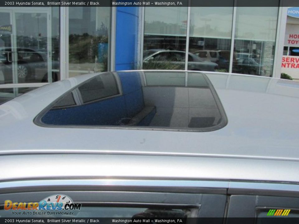 2003 Hyundai Sonata Brilliant Silver Metallic / Black Photo #5