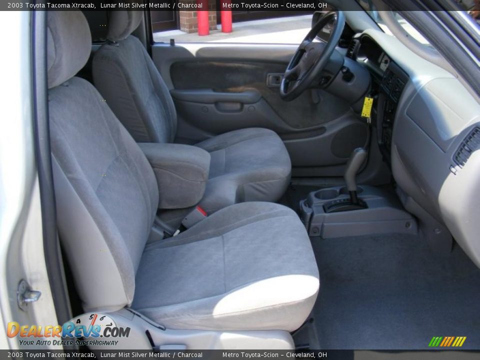 2003 Toyota Tacoma Xtracab Lunar Mist Silver Metallic / Charcoal Photo #13