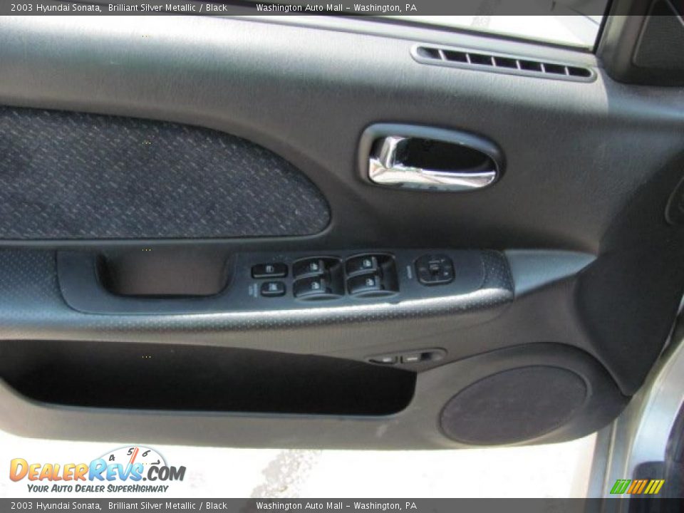 2003 Hyundai Sonata Brilliant Silver Metallic / Black Photo #15