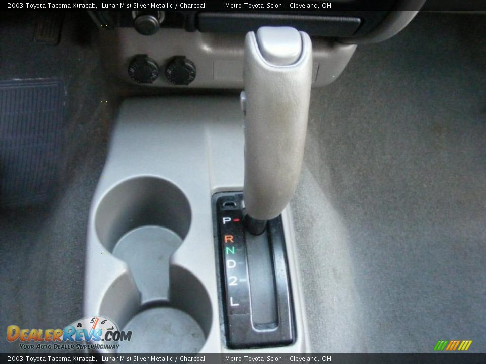 2003 Toyota Tacoma Xtracab Lunar Mist Silver Metallic / Charcoal Photo #22
