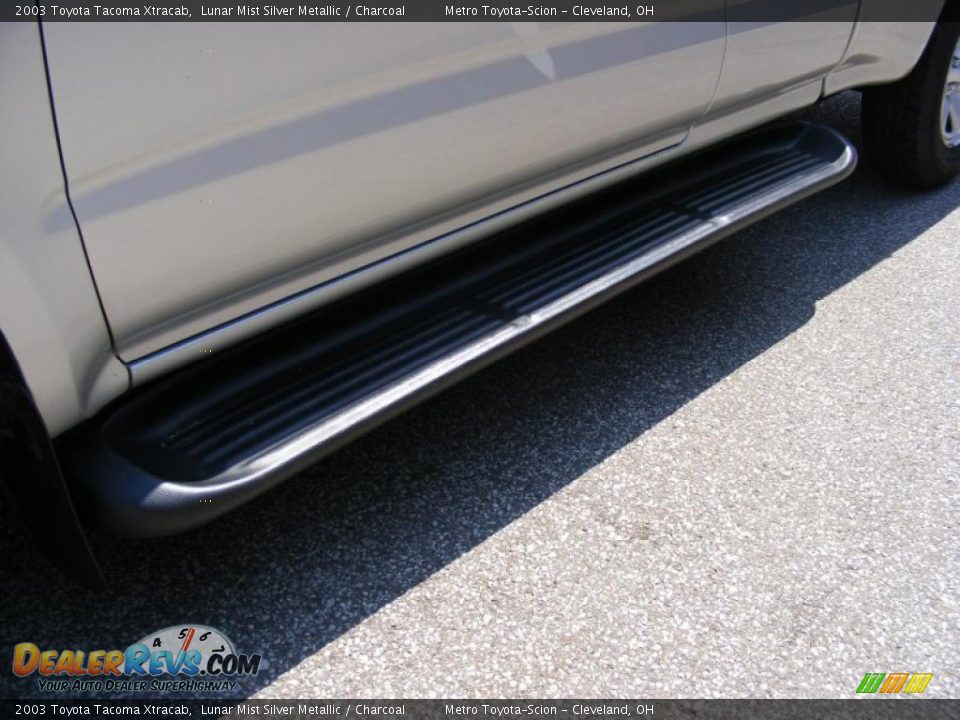 2003 Toyota Tacoma Xtracab Lunar Mist Silver Metallic / Charcoal Photo #26