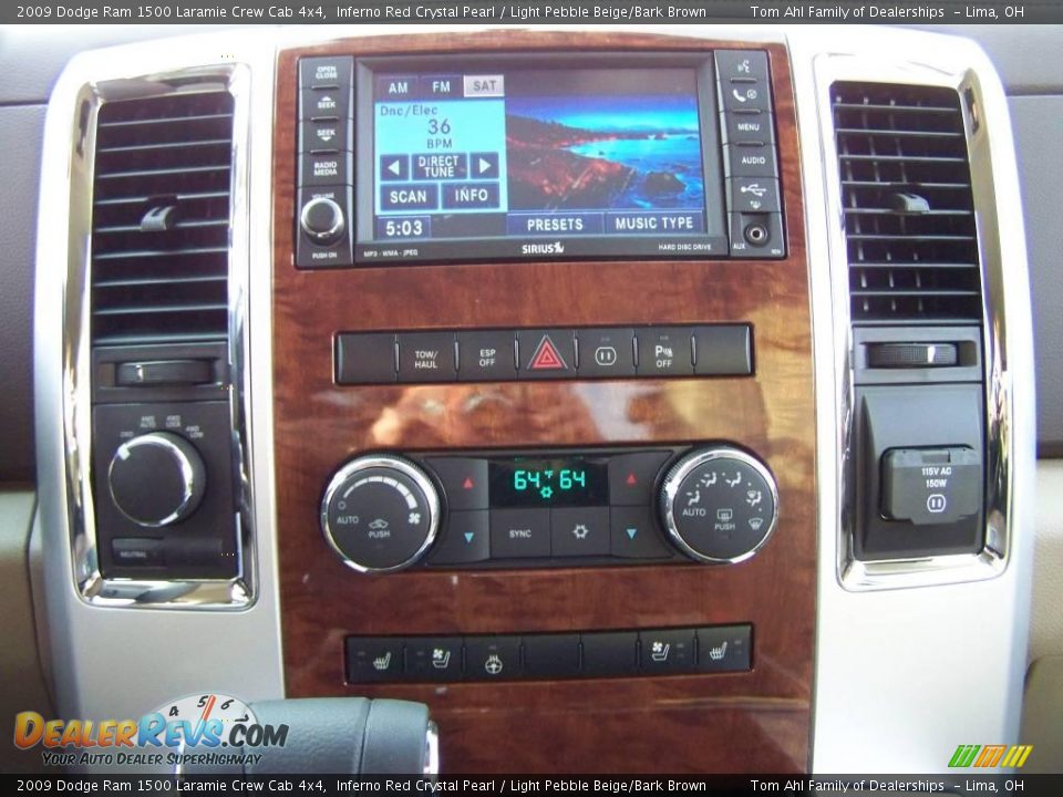 2009 Dodge Ram 1500 Laramie Crew Cab 4x4 Inferno Red Crystal Pearl / Light Pebble Beige/Bark Brown Photo #25