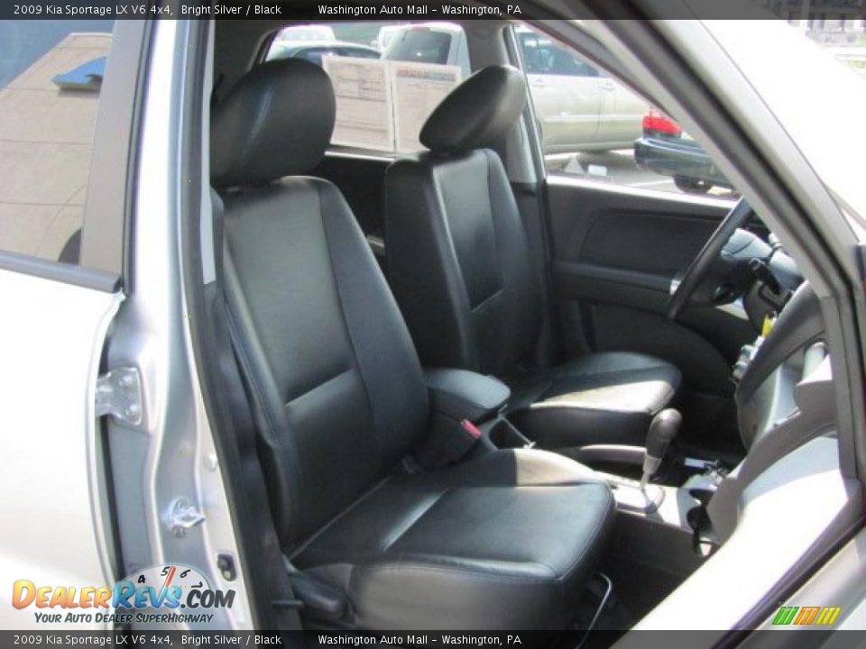 2009 Kia Sportage LX V6 4x4 Bright Silver / Black Photo #9