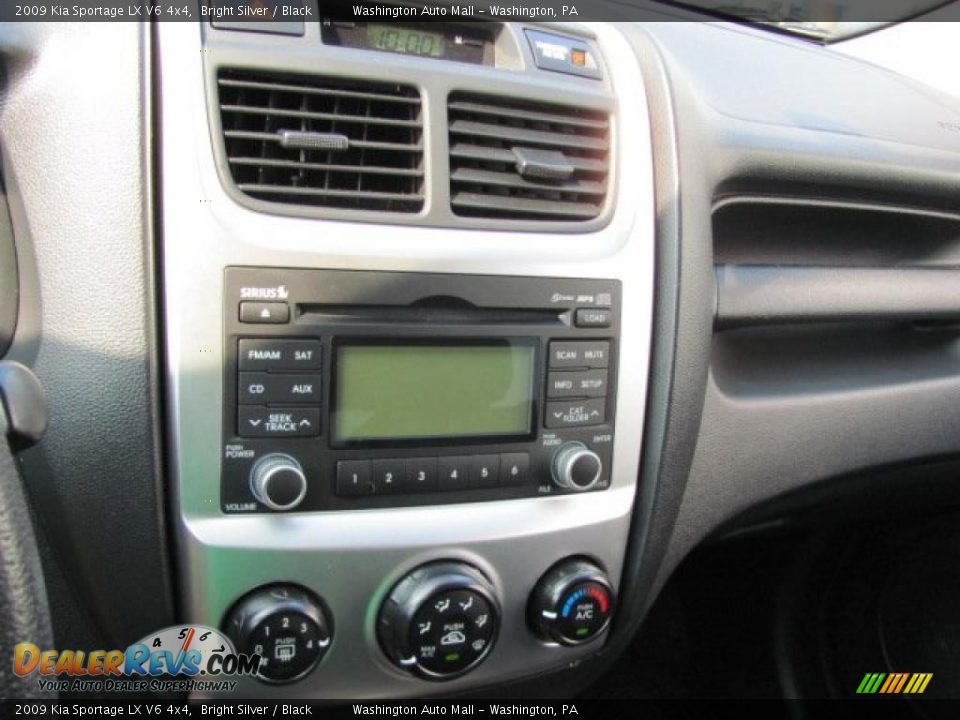 2009 Kia Sportage LX V6 4x4 Bright Silver / Black Photo #15